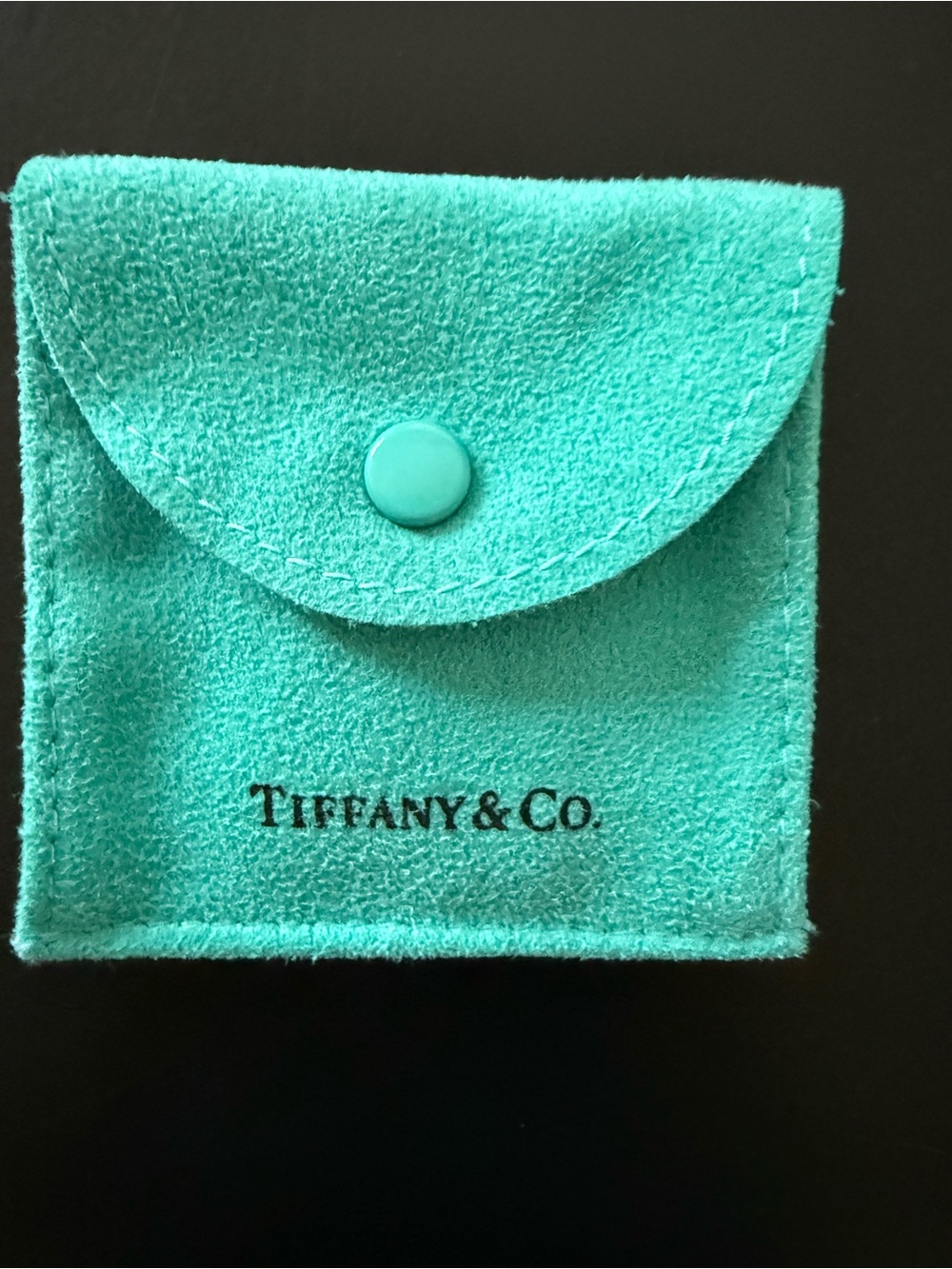 Tiffany & Co. Elsa Peretti®
Small Alphabet Pendant in Sterling Silver - Picture 4 of 5